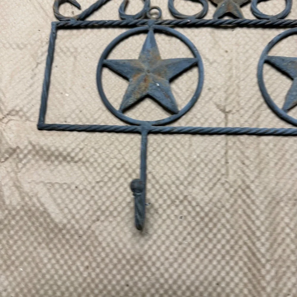 Rustic Wrought Iron Texas Star Wall Hook Rack Western Metal Coat Hat Hanger Gray